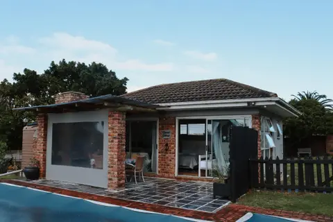 Lawrie Cottage one bedroom