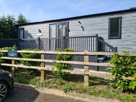 Heather William Luxury Lodge in Woodhall Spa