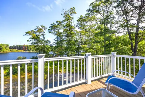 Cape Cod Compound