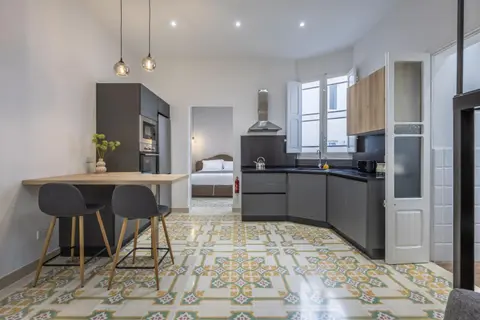 New & elegent apartment just 5 min walk to the Capital by SF HOMES