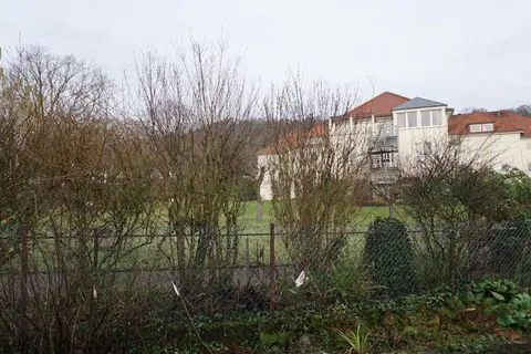 Haus mit Garten und Terrasse am Waldrand von Hameln