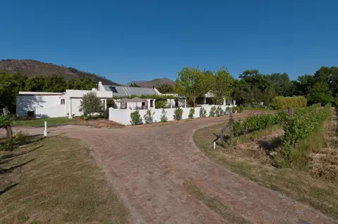 La Galiniere Guest Cottages