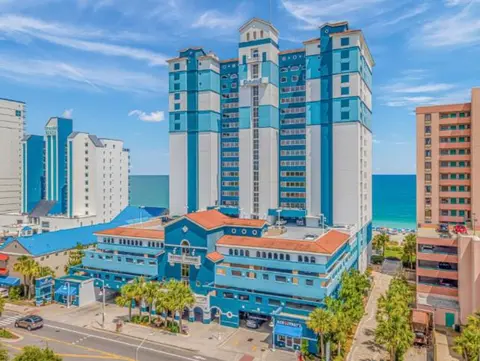 Double Queen Suite- Ocean Views! Paradise 1611