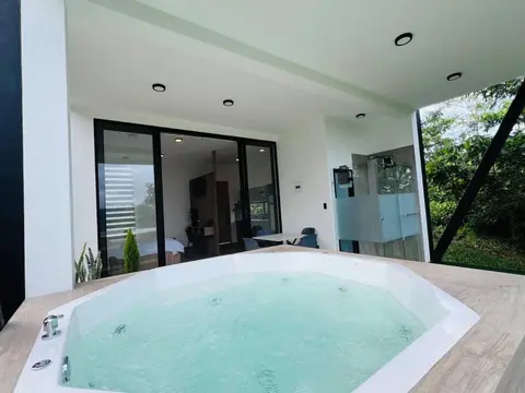 Loft con vista al río Napo Jacuzzi privado