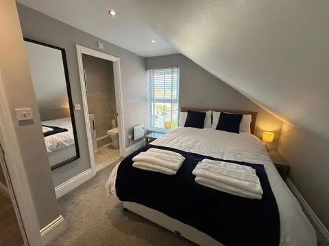 Highgate 1bed Flat - Contractors - Central Cleethorpes