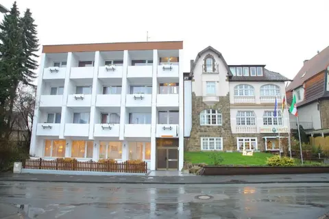 Hotel am Asenberg - Bad Salzuflen - nähe Messe, schnelles WLAN, freie Parkplätze,