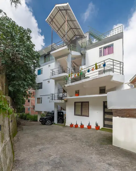 Upscale 2 BHK Cozy Heaven I Getaway Kasauli I Microwave I Heating I 93o68I282o