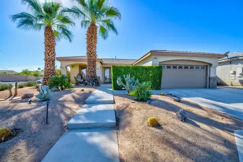 Casa Desert Muse with Heated Pool Spa Firepit Mini Golf and Games