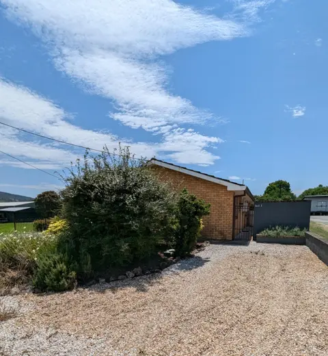 Gloucester - 2 Bedroom Apartments