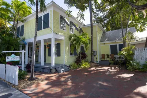 Knowles House
