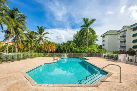 The Salt Cay - Sunrise Suites