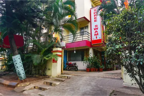 FabHotel Shree Swami, Nr Bird Valley Udyan