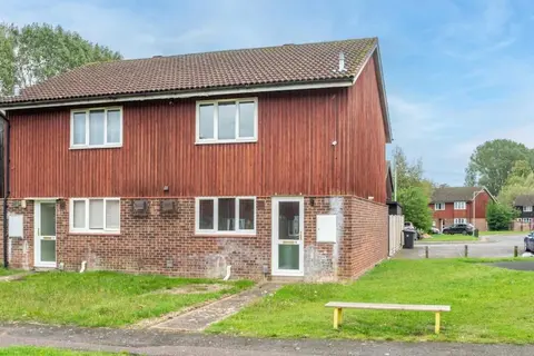 16 Waterloo Close, Newmarket