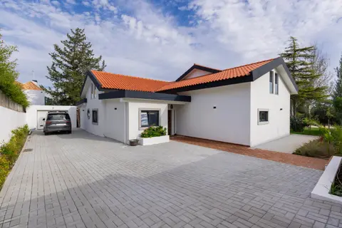 Luxury Summer Villa in Estoril