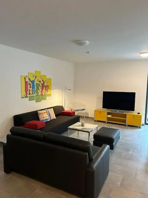 Charmante Einliegerwohnung im grünen Katzwang