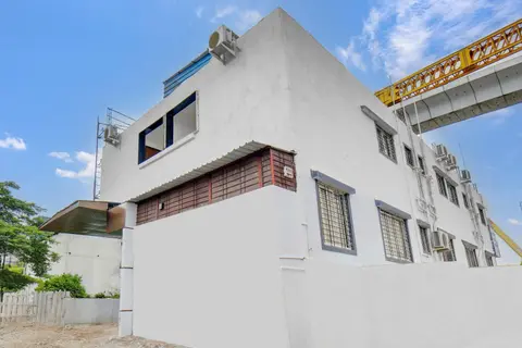 FabHotel AR Executive