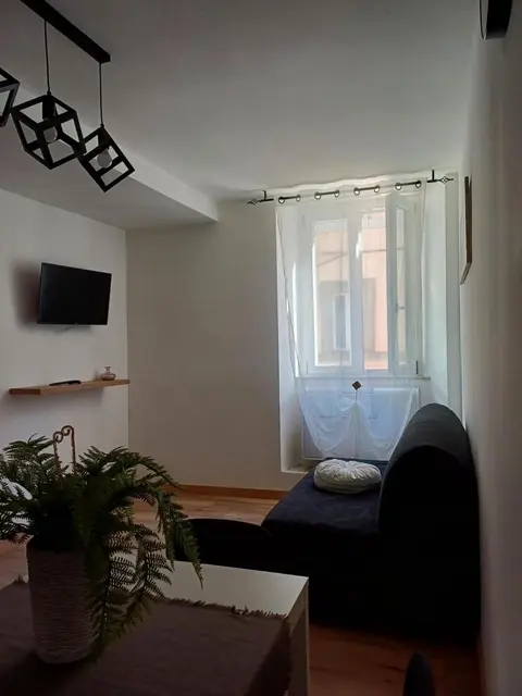 Monica's home