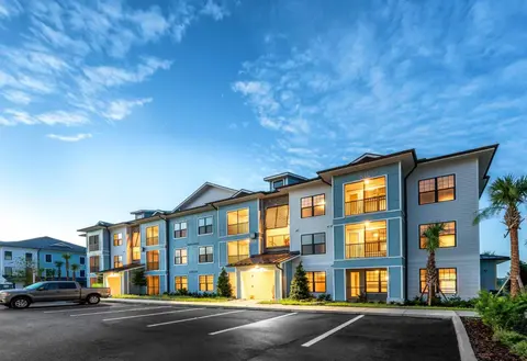 15 Min to Parks,Pet-Friendly, King Bed & Amenities
