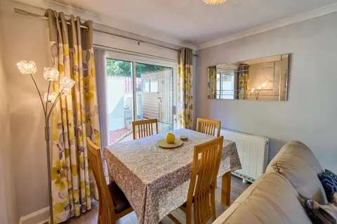 Charming 2BD House - Parking & Garden in Oban