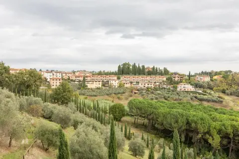 Centrale con panorama.