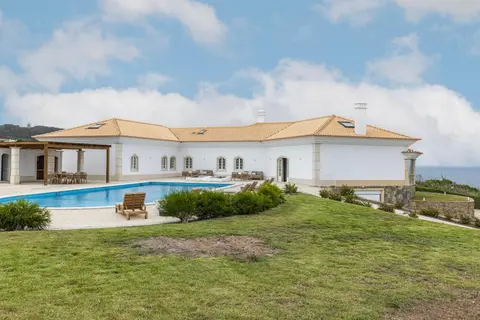 Windmill Beachfront Villa