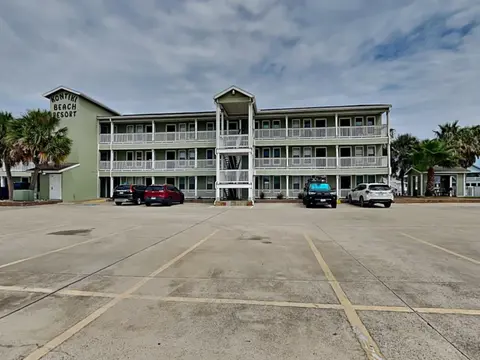 Kontiki Beach Resort #317