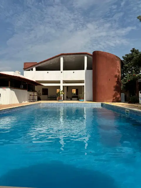 Kayzen house