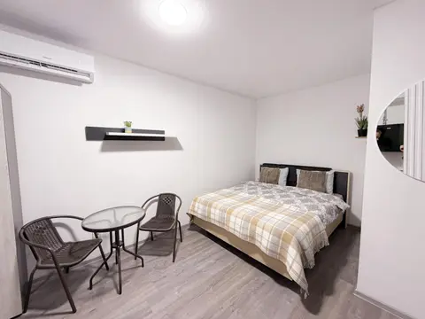 RentHouse Apartments-Old Town Studio #1