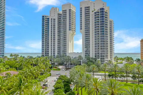 Ocean Reserve Luxurious Condo 2min Away From Beach