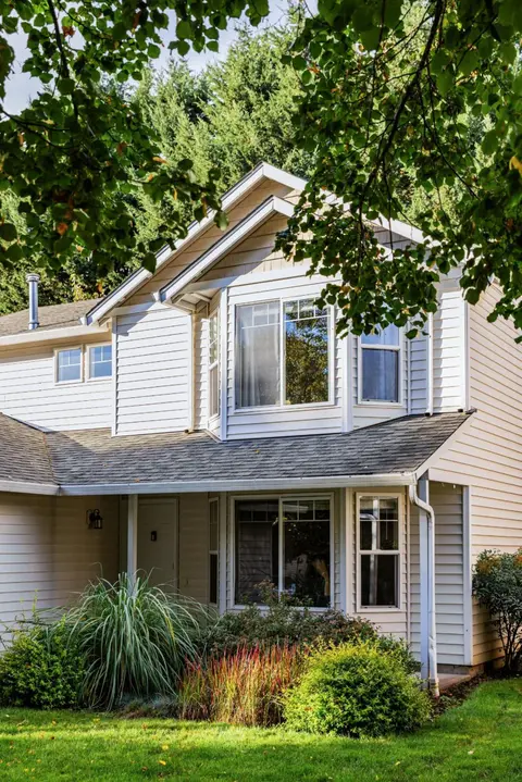Backyard hot tub for your family