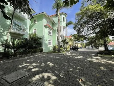 Apartment in residence with sea view