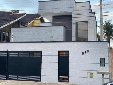 Casa Memórias do Mar Centro de Peruíbe 50m da praia