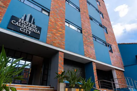 Hotel California Center Med