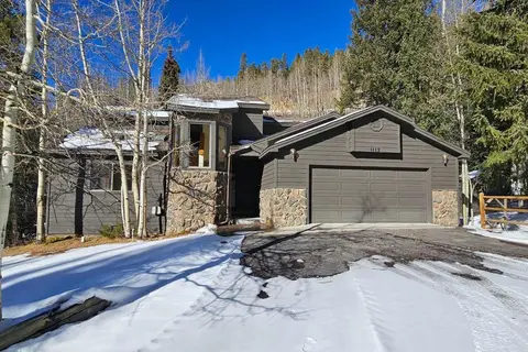 Private and Updated Breck Home with hot tub