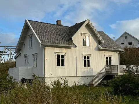Moskenes i Lofoten, autentisk hus midt i fiskeværet Å