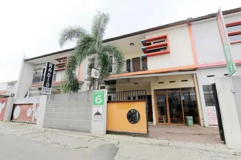 Radio Backpacker Guesthouse Syariah