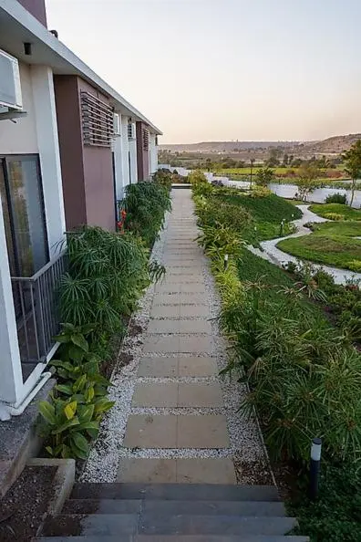 Botanica stay