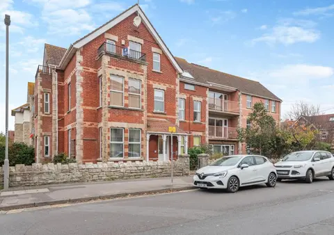 1 Bed in Swanage oc-b30187