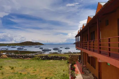 Hostal Challapampa