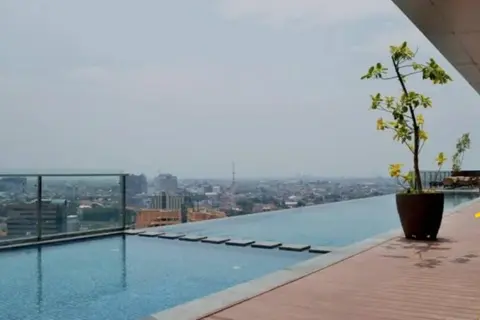 Apartemen Louis Keinne dg view Simpang Lima