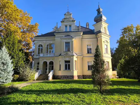 THANHOFFER - HORTHY Villa