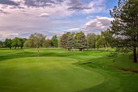 Right off i15 Nibley Golf Course Fits Park