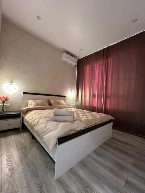 Oscar Apartments