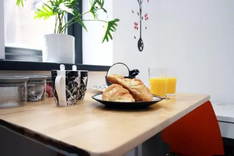 Cosy, Modern & Comfortable Studio