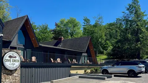Cove Creek Lodge 208 Accessible Double Queen Room ADA