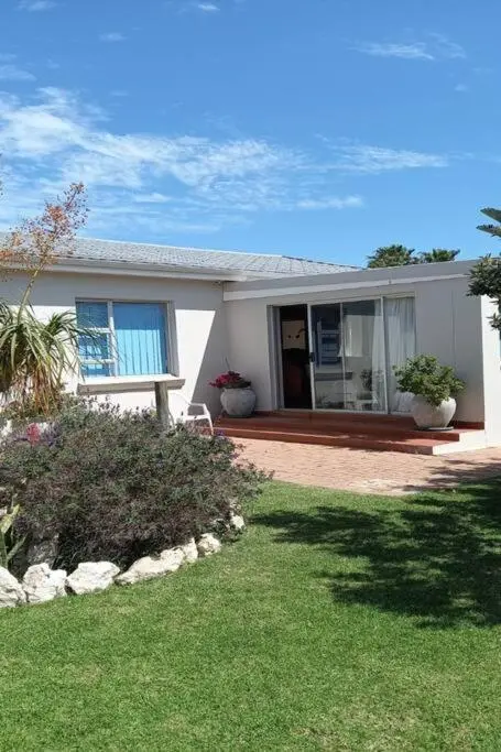 Cob Cottage Langebaan