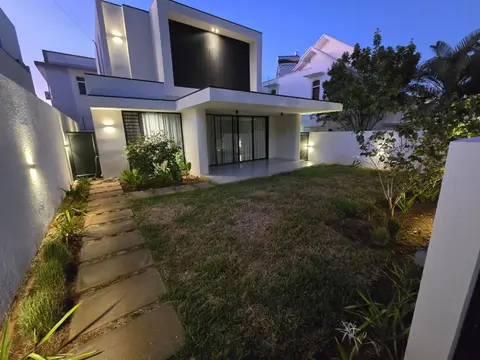 Private Accommodation Nino No 1