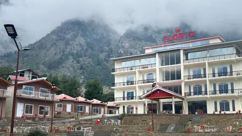 The Florid Hotel Kalam