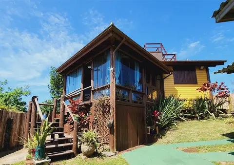Casa com Vista Incrível na Ribanceira