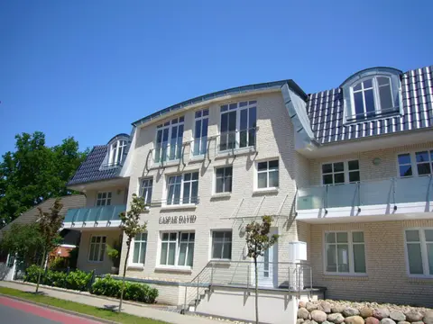 strandnahe FeWo mit 2 Schlafzimmern und Terrasse oder Balkon, Caspar David, Binz